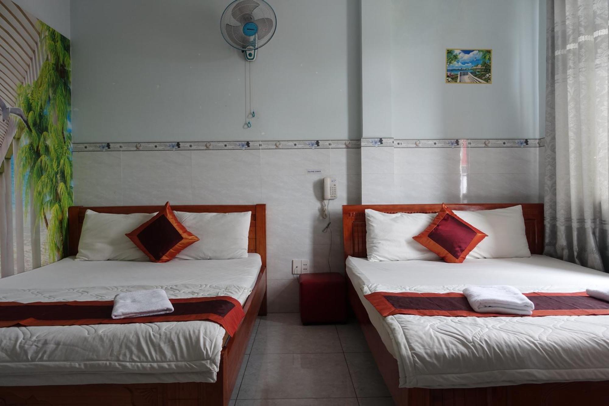 Hotel Khach San Nguyen Trung Ciudad Ho Chi Minh  Exterior foto